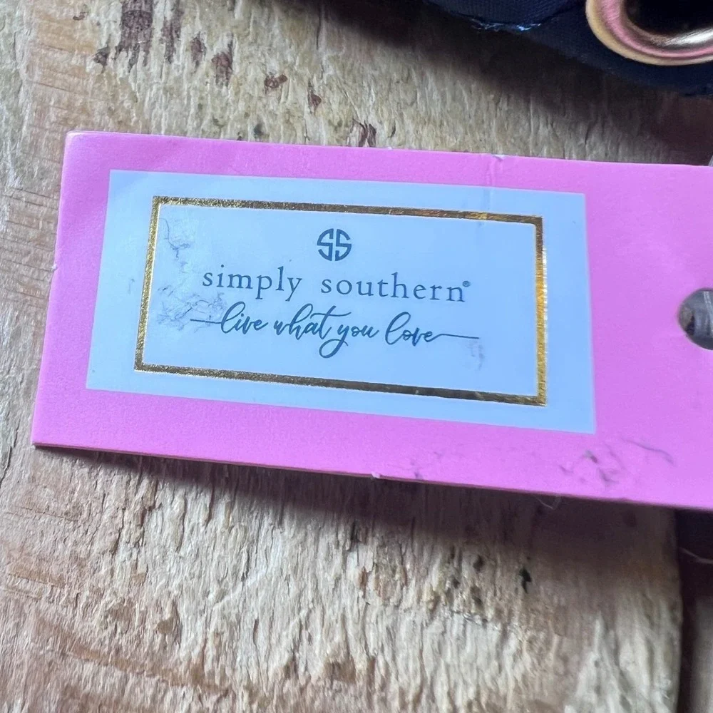 New Simply Southern‎ Wallet Wristlet Clutch Quilted Floral Rose Navy Blue Cash